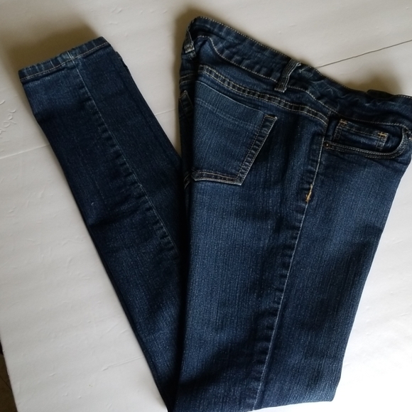 Forever 21 jeans - Picture 2 of 8